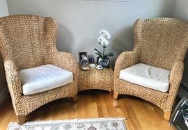 Heavy duty wicker chairs with matching table