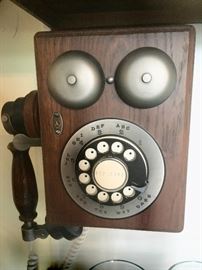 Phone from the 1980's