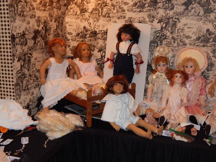 Dolls including Simon & Halbig, Jumeau, Annette Himstedt, antique doll clothes and accessories and doll wigs