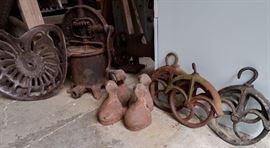 Cast Iron Tub Legs & Well Pulley
