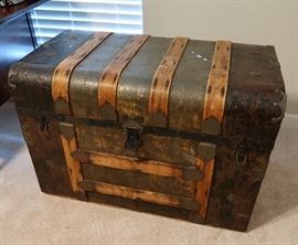 Another Beautiful Trunk (1 of 4 trunks)