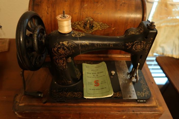 Antique Singer Sewing Machine with Wooden Cover