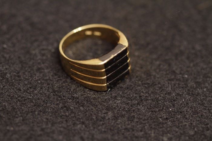 14K gold ring