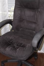 Rolling office chair