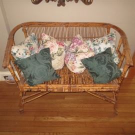 WICKER SEATING