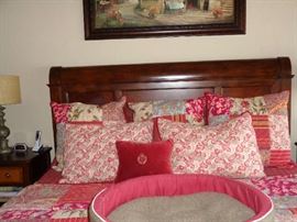 king bed, mahogany