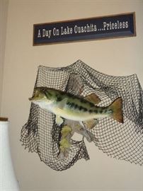 lots of cute décor in this sale