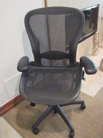 Herman Miller Aeron Chair