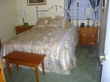 Full Size Bed & Storage bench