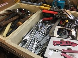 Adjustable Jaw Wrenches