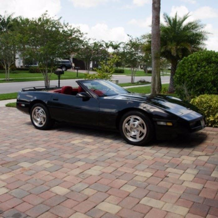 1990 Chevrolet Corvette Convertible: A 1990 Chevrolet Corvette convertible. This two door Corvette has a VIN number of 1G1YY3384L5101671, has 89,724 miles on the odometer. Single owner, well maintained, with restoration and custom enhancements. Since 2012 it has been maintained by renowned Corvette garage of Kent Eismann and his team- see link under Additional Information.