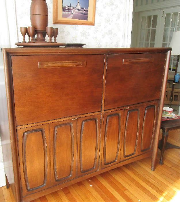 dining room sideboard/bar - drop leaf compartments
