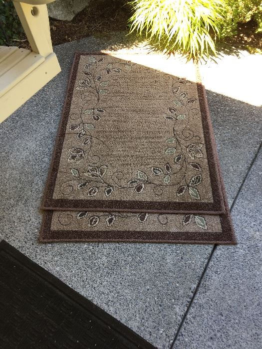 two 4'x6' indoor outdoor rugs