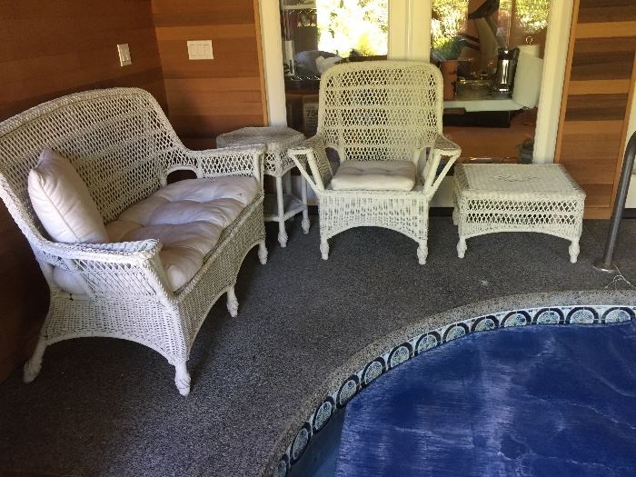 Five piece vintage wicker set Settee, chair, ottoman and corner table, another end table not showing in this photo asking $380 or best offer