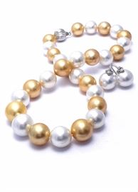 SOUTHSEA PEARL NECKLACE SET