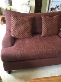 Love seat, like new condition