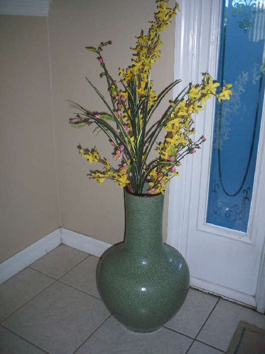 Large floor vase , Faux flowers