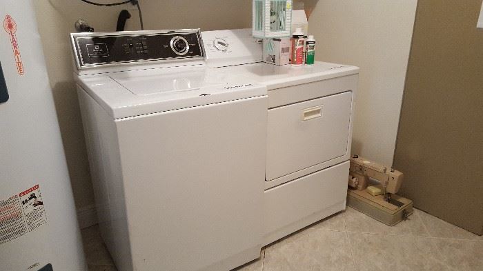Washer & Dryer.  Both working...we have used them!