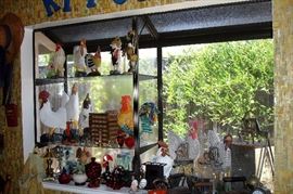 Chickens and other decorative collectibles