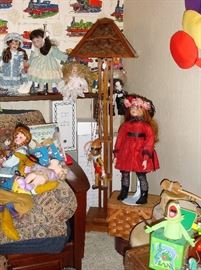 Close up - doll room