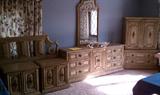Gorgeous 5 piece bedroom set