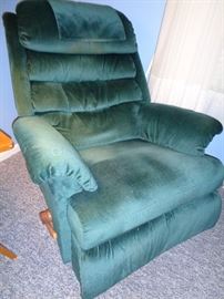 Cloth upholstered recliner