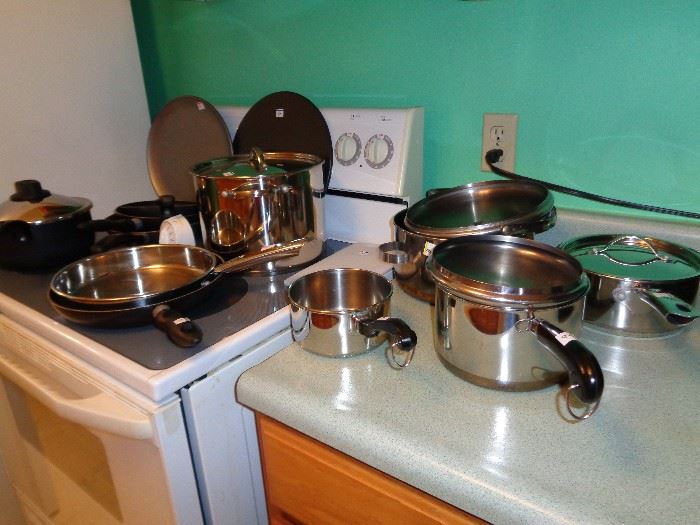 Cookware, excellent condition