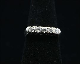 14K Gold & Diamond Ring