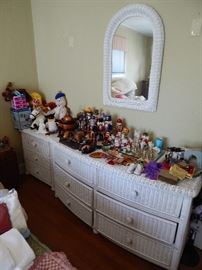 white wicker dressers and Knick knacks 