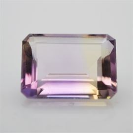 Loose 7.39 CT Natural Ametrine Gemstone: A loose 7.39 ct natural ametrine gemstone.