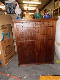 MAHOGANY CHEST