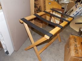 LUGGAGE RACK