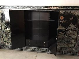 open door of the middle one 