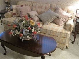 sofa & coffee table