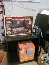 Coleman stove & small electric heater 