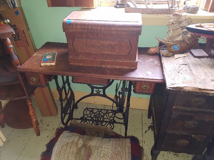 Wonderful Domestic 1850's sewing machine. Complete