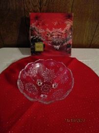 Mikasa Crystal Bowl with snowflake designs