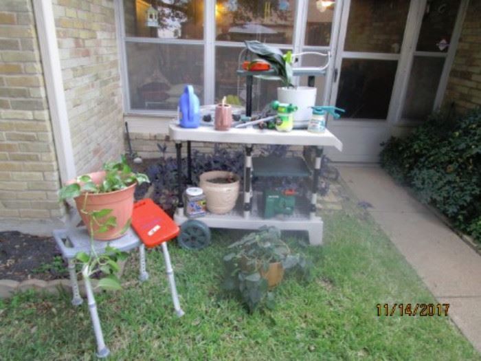 Plant stand/potting table