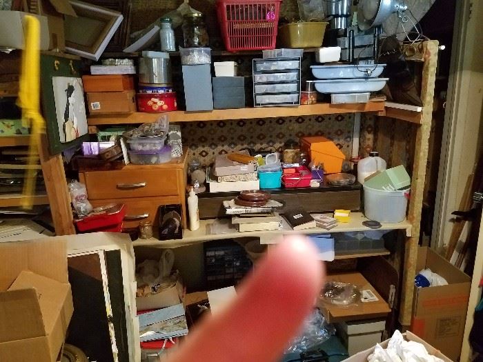Sorry about the "finger" there is just a portion of the jewelry making supplies . . .loads of stones (very nice) ROUND 2