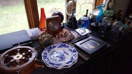 table of wonderful smalls