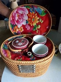 Tea basket ( open)