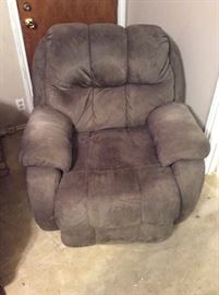 Oversize recliner