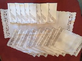Finest quality antique doilie runner with 8 placemats and 8 napkins. Many more sets to choose from, of damask, linen tablecloths, napkins, pressed and in excellent condition.