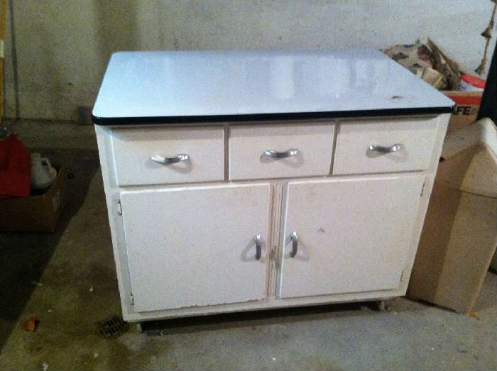 1950's porcelain top cabinet - with bread drawer 
Perfect shape!!