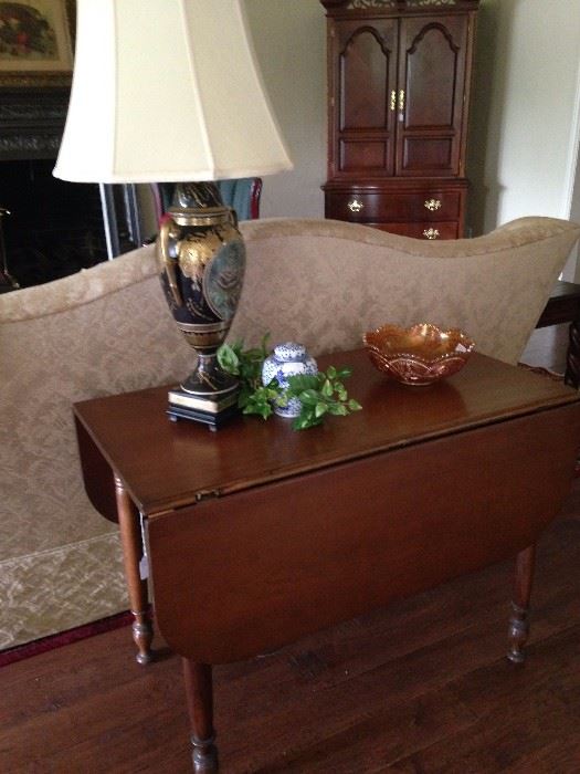 Drop leaf table, lovely lamp, and Carnival glass bowl