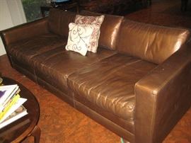 RETRO LEATHER SOFA