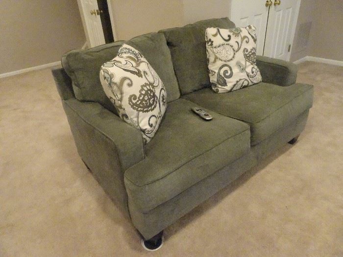 Ashley Love Seat 60"L X  37" W X  36"H