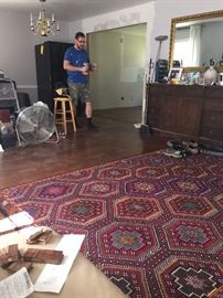 $350 - &nbsp;Hand woven deep color Kilim rug 6x9 (Old photo) 