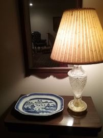 Canton platter...Chippendale vintage  mahagony mirror..lamp