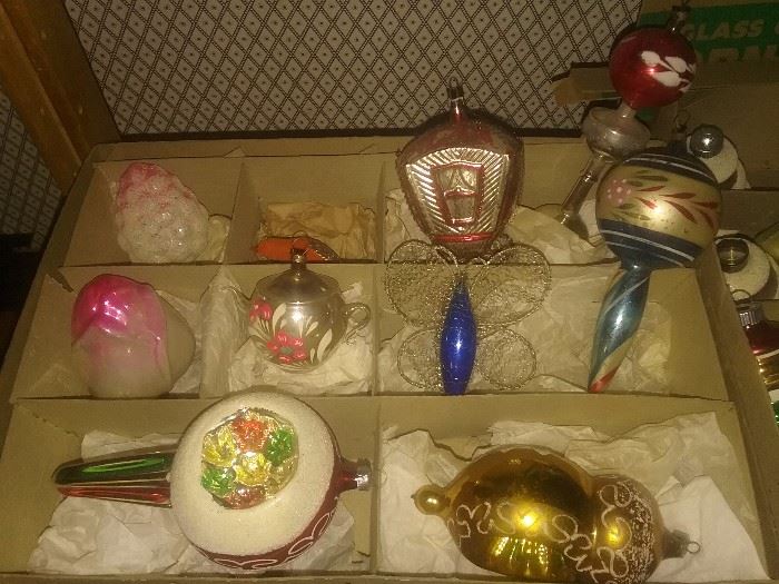 Vintage Christmas tree ornaments..coach in wire..butterfly in wire..tea pot..grape cluster..flower blossom..lamp..etc.